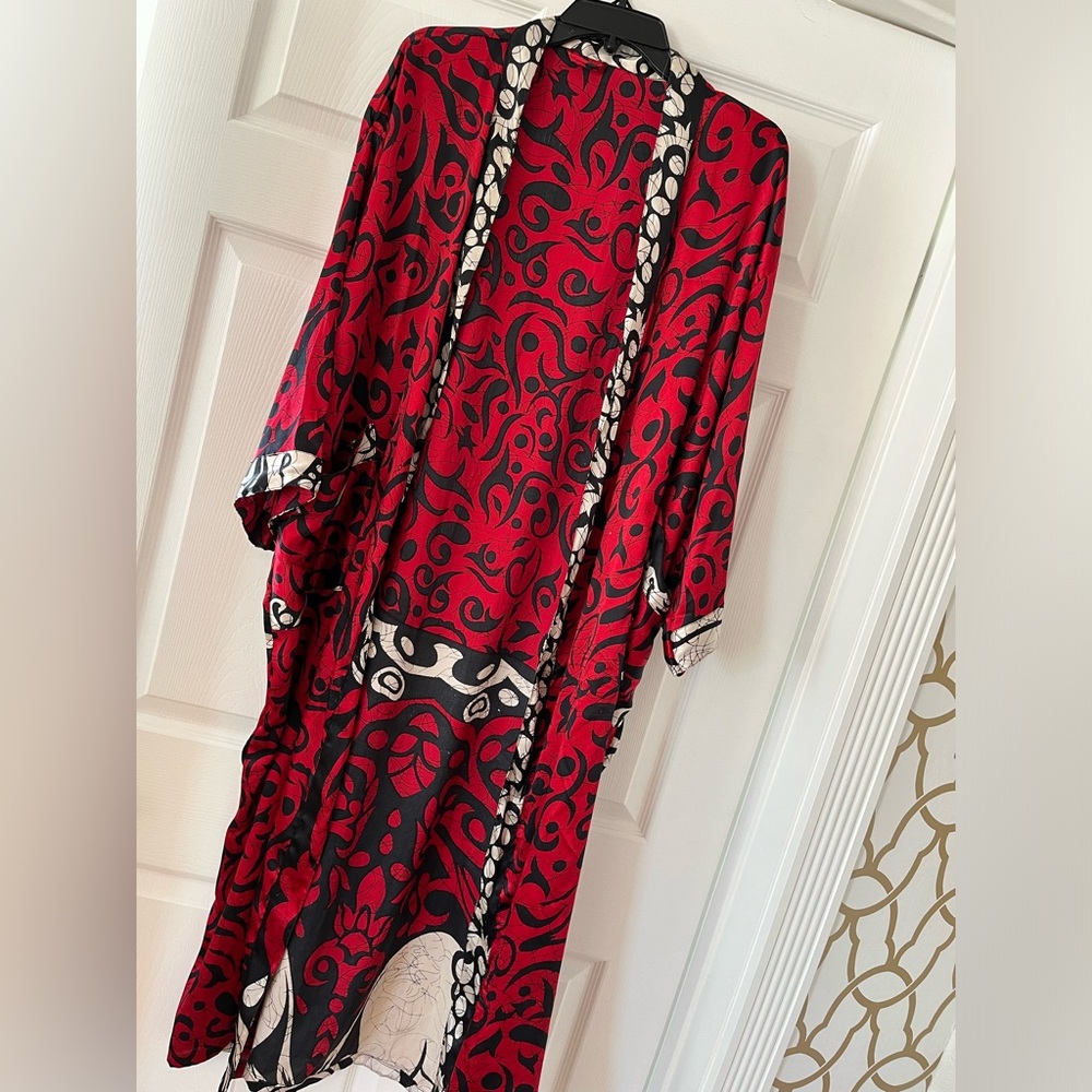 Silk Kimono!! Red black white
